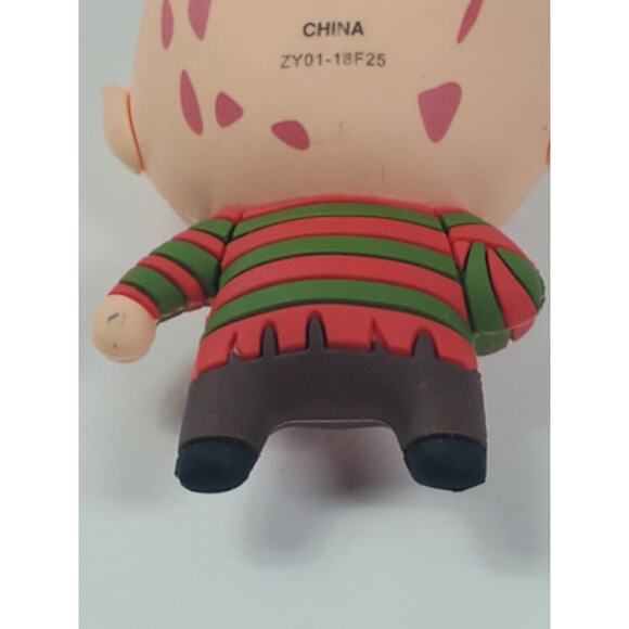 Horror Properties S3 FREDDY NIGHTMARE ELM STREET 3D Collectible Figural Keychain - Picture 7 of 7